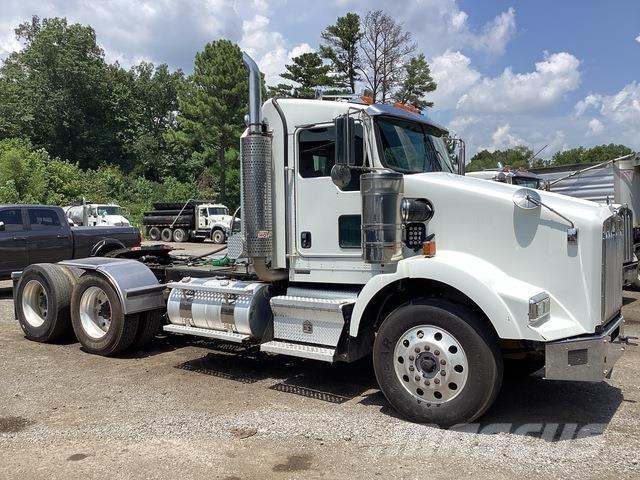 Kenworth T800 Trekkers