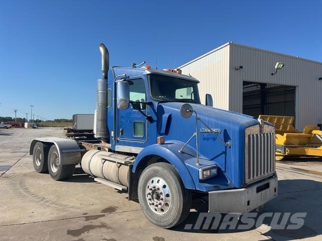 Kenworth T800 Trekkers
