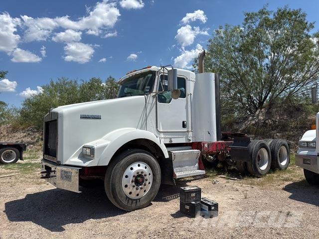 Kenworth T800 Trekkers