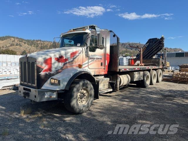 Kenworth T800 Vlakke laadvloer met kraan