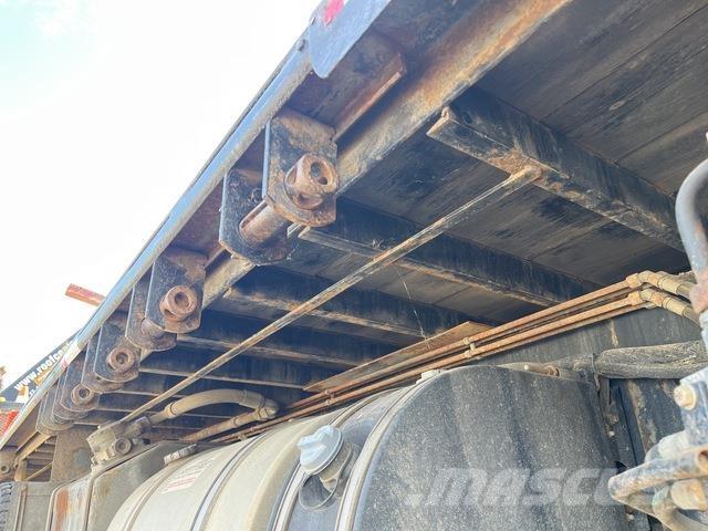 Kenworth T800 Vlakke laadvloer met kraan