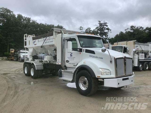 Kenworth T880 Betonmixers en pompen