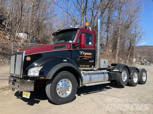 Kenworth T880 Trekkers