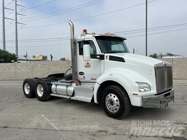 Kenworth T880 Trekkers