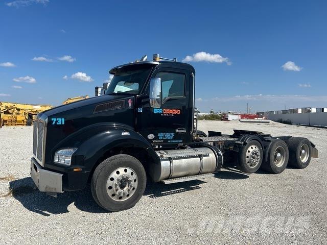 Kenworth T880 Trekkers