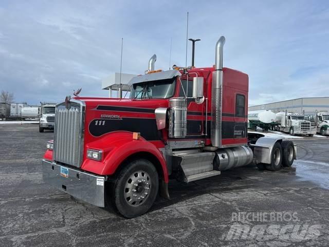 Kenworth W900 Trekkers