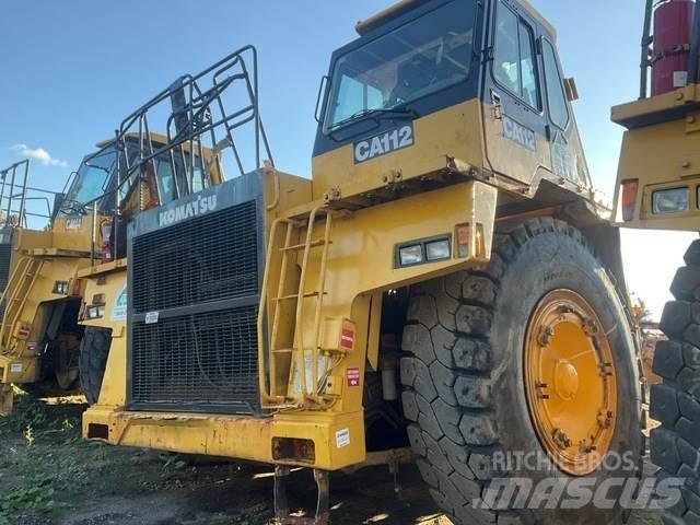 Komatsu 330M Knik dumptrucks
