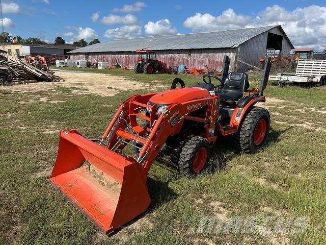 Kubota B2401DT Compacttrekkers