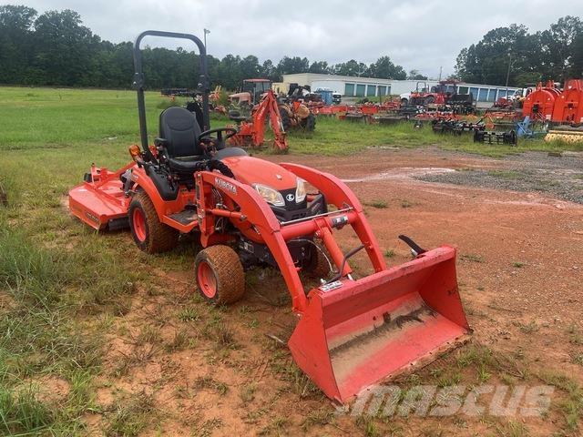 Kubota BX2380 Compacttrekkers