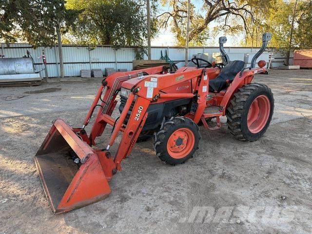 Kubota L2800D Tractoren