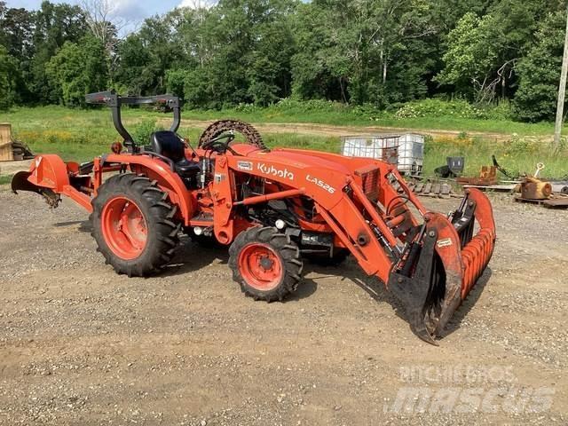Kubota L3902DT Compacttrekkers