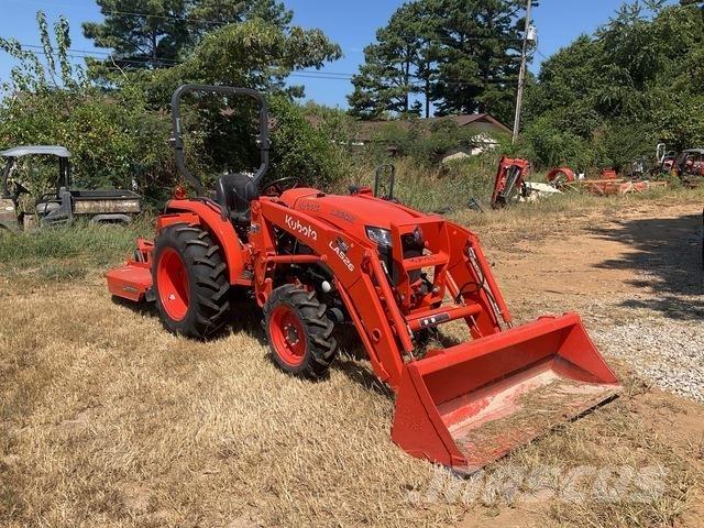 Kubota L3902DT Compacttrekkers