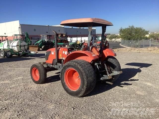 Kubota M7060D Compacttrekkers