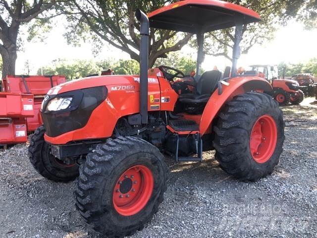 Kubota M7060HD Compacttrekkers