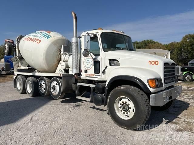 Mack CV713 Anders