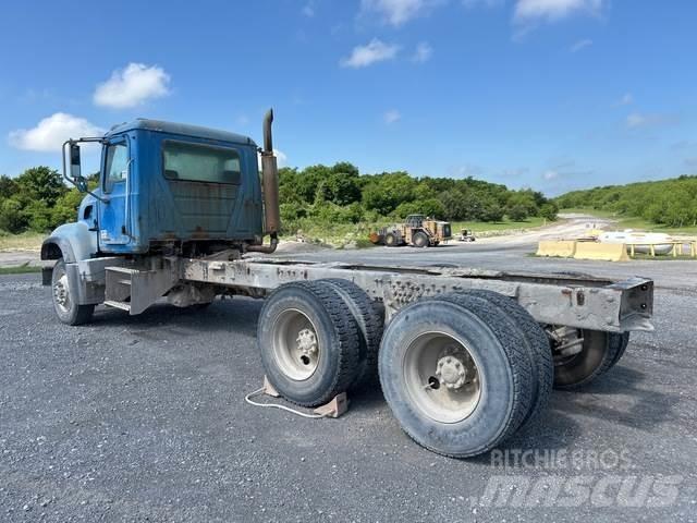 Mack CV713 Cabine en interieur