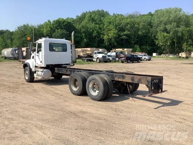 Mack CV713 Cabine en interieur