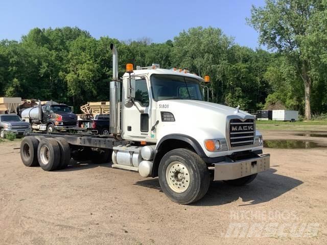 Mack CV713 Cabine en interieur