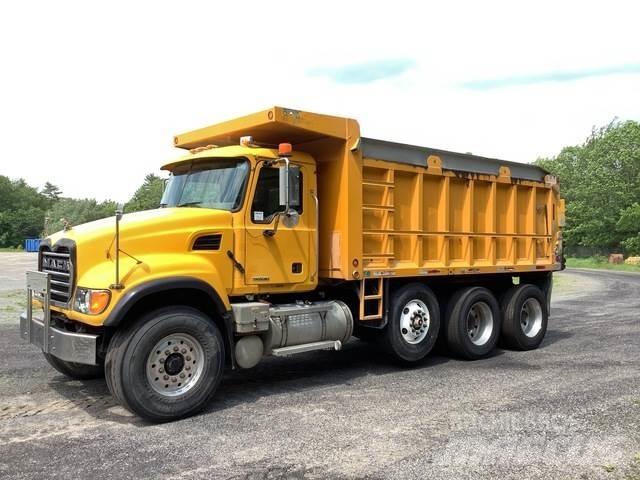 Mack CV713 Kipper