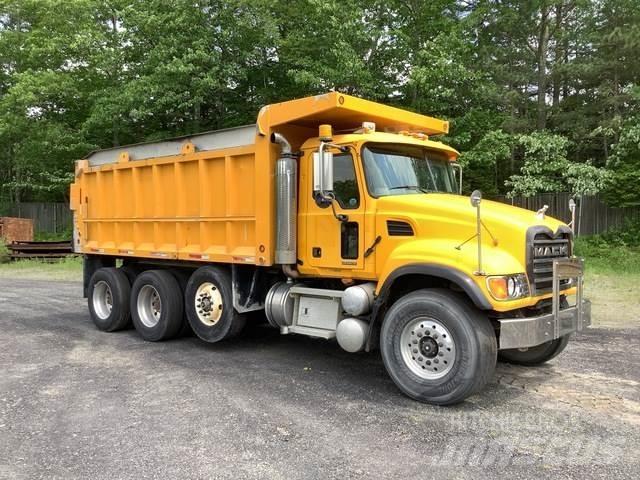 Mack CV713 Kipper