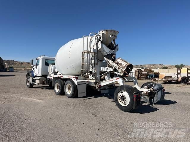 Mack GU713 Anders