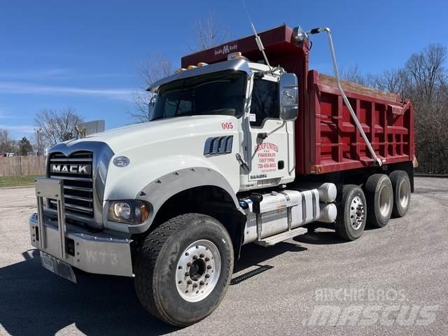 Mack GU714 Kipper