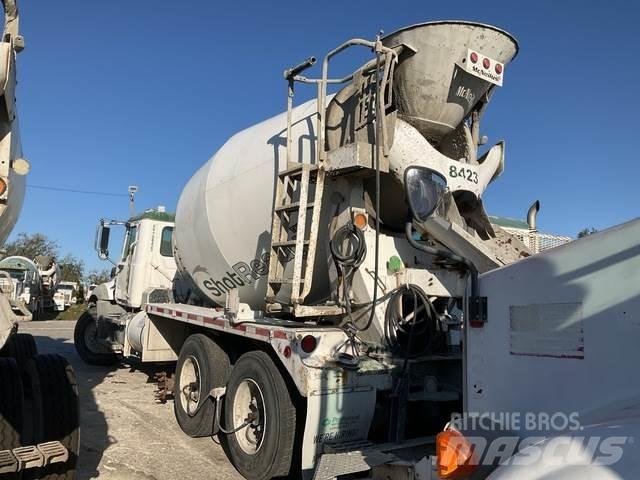 Mack GU813 Anders