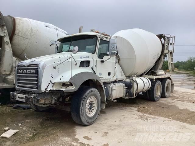 Mack GU813 Anders