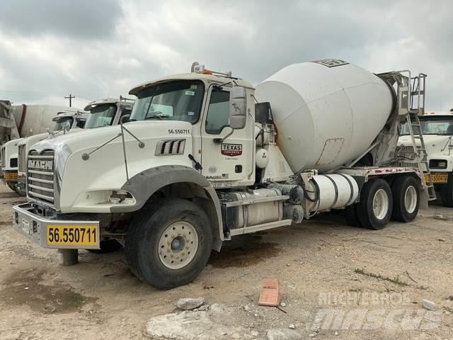 Mack GU813 Anders