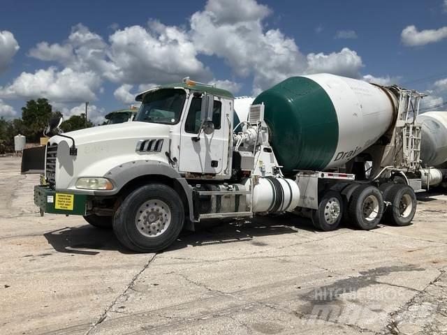 Mack GU813 Anders