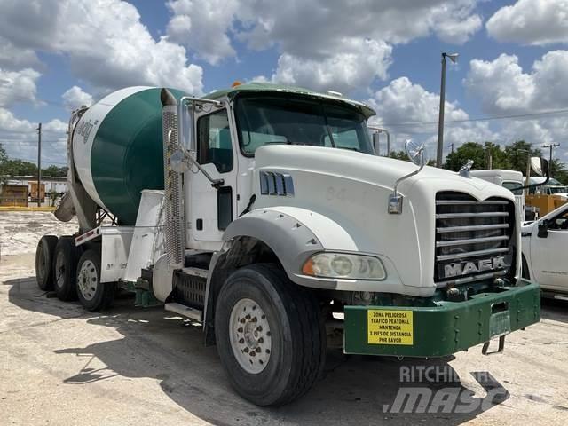 Mack GU813 Anders