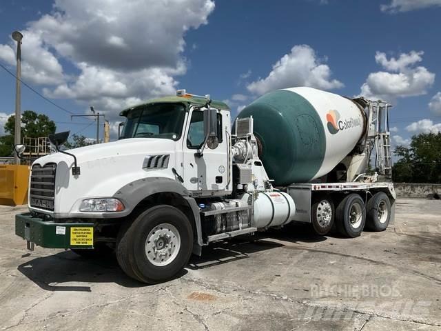 Mack GU813 Anders