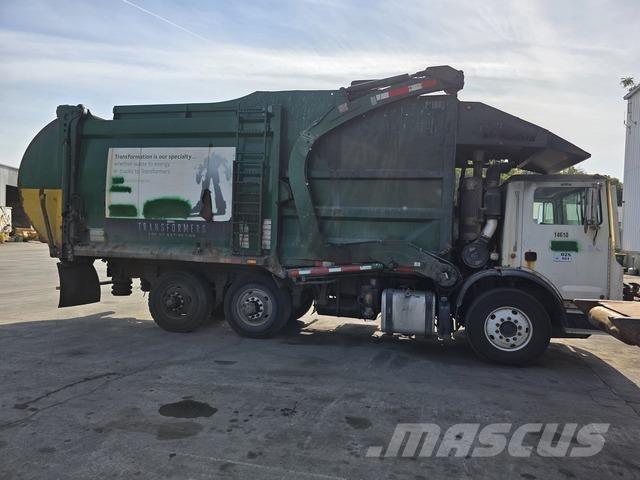 Mack MRU613 Vuilniswagens