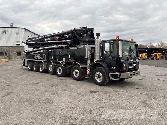 Mack MRU613 Betonpomptrucks