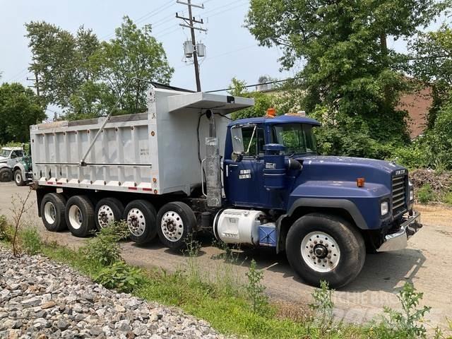 Mack RD688S Kipper