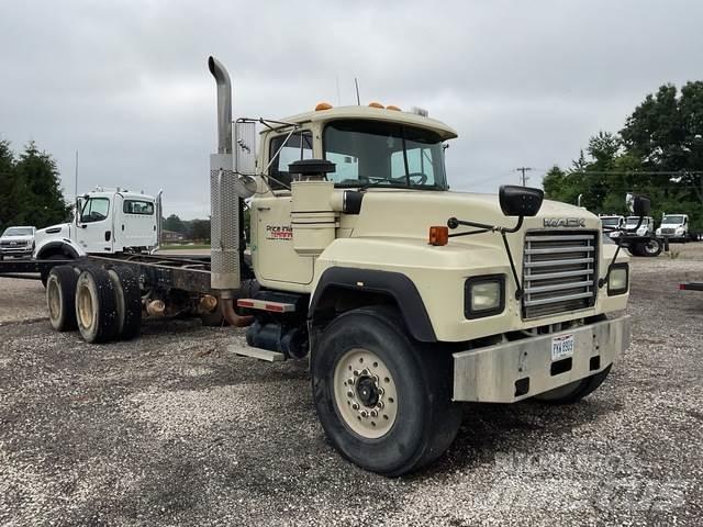 Mack RD688S Cabine en interieur