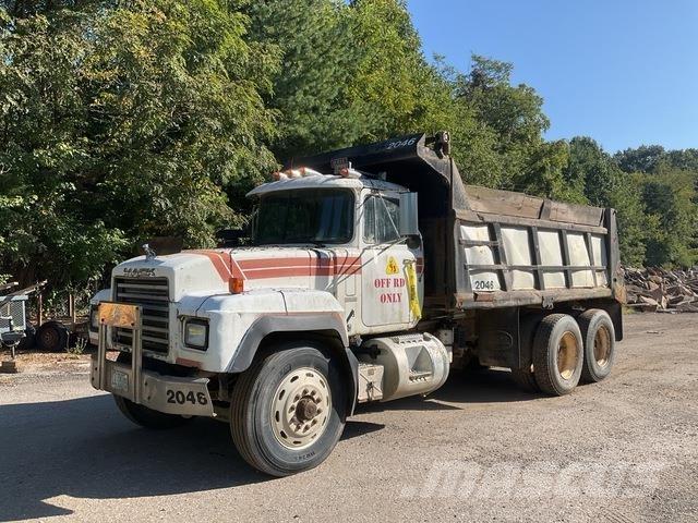 Mack RD688S Kipper