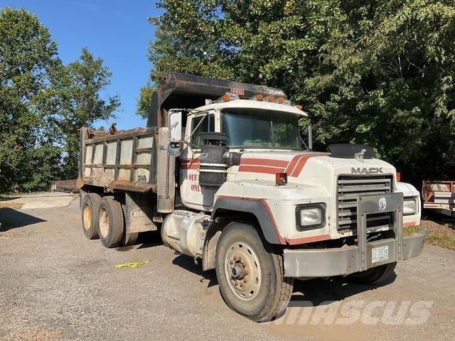 Mack RD688S Kipper