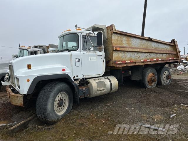 Mack RD688S Kipper
