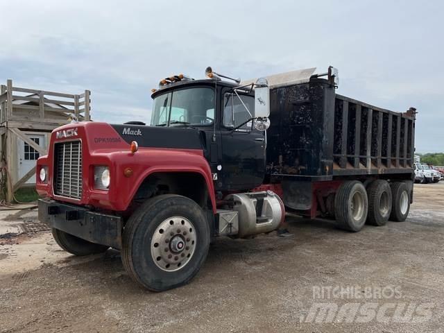 Mack RD690S Kipper