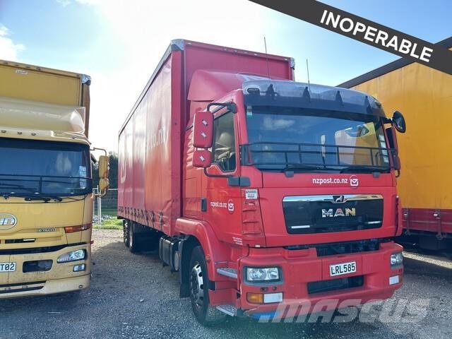 MAN TGM 18.340 Schuifzeilopbouw
