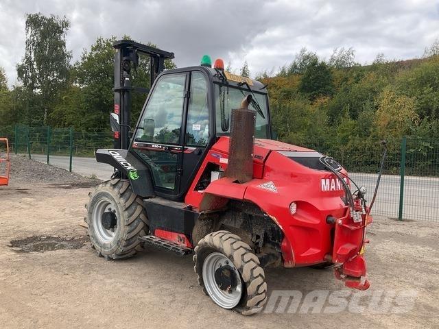 Manitou M30-4 Vorkheftruck voor zwaar terrein