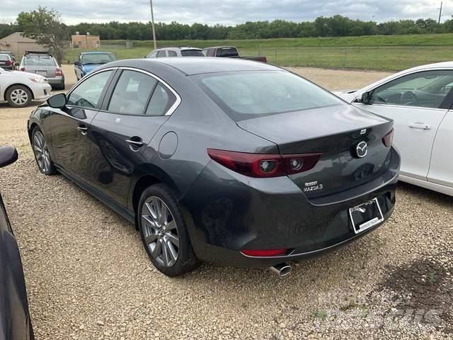 Mazda 3 Auto's