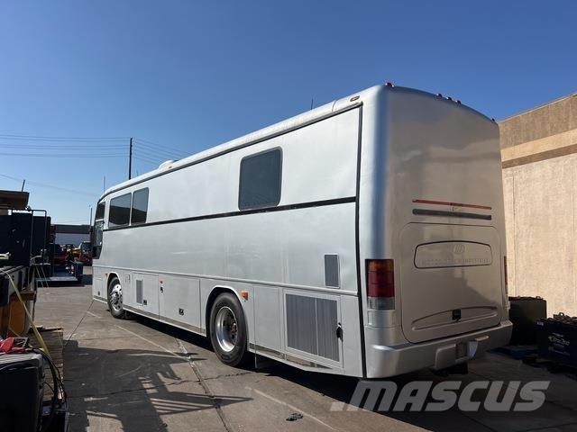 MCI F3500 Caravans en campers
