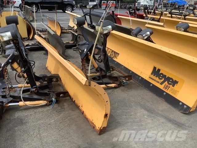 Meyer LP-8.0 Sneeuwschuivers en -ploegen