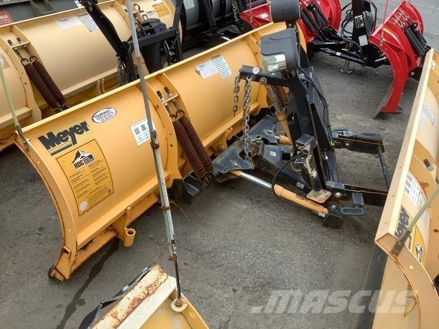 Meyer LP-9.0 Sneeuwschuivers en -ploegen