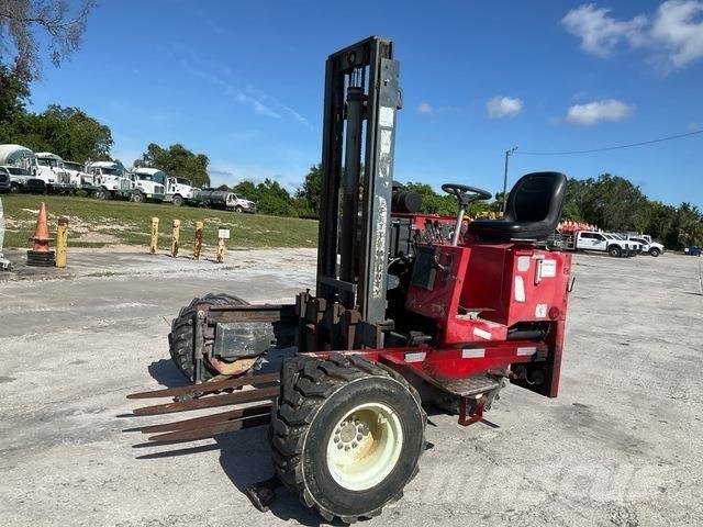 Moffett M5000 Meeneemheftrucks