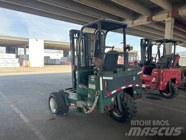 Moffett M55 Meeneemheftrucks