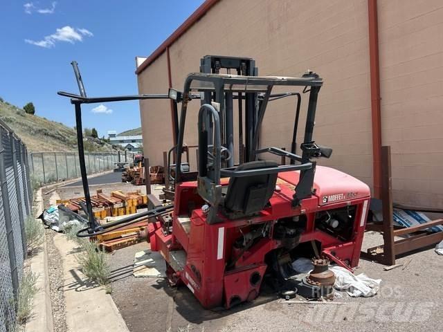 Moffett M55.4 Meeneemheftrucks