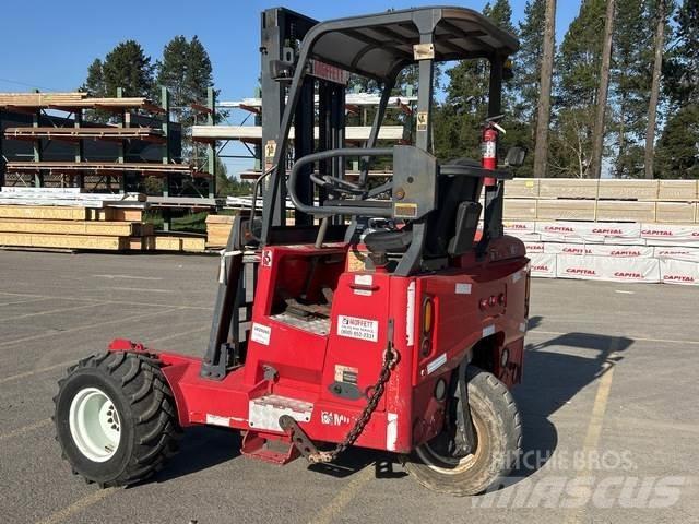 Moffett M5500 Meeneemheftrucks